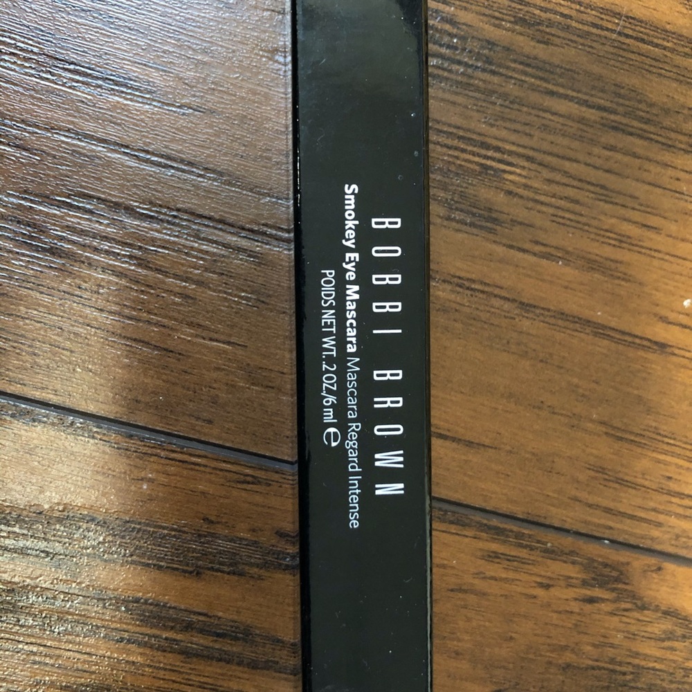 New Bobbi Brown Smokey Eye mascara in black (#1)